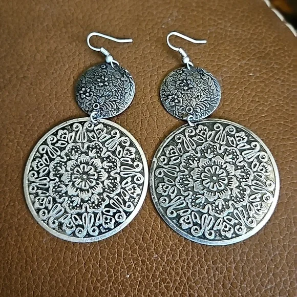 Vintage Large Floral Mandala Metal Circle Festival Dangle Hook Earrings - Picture 2 of 7